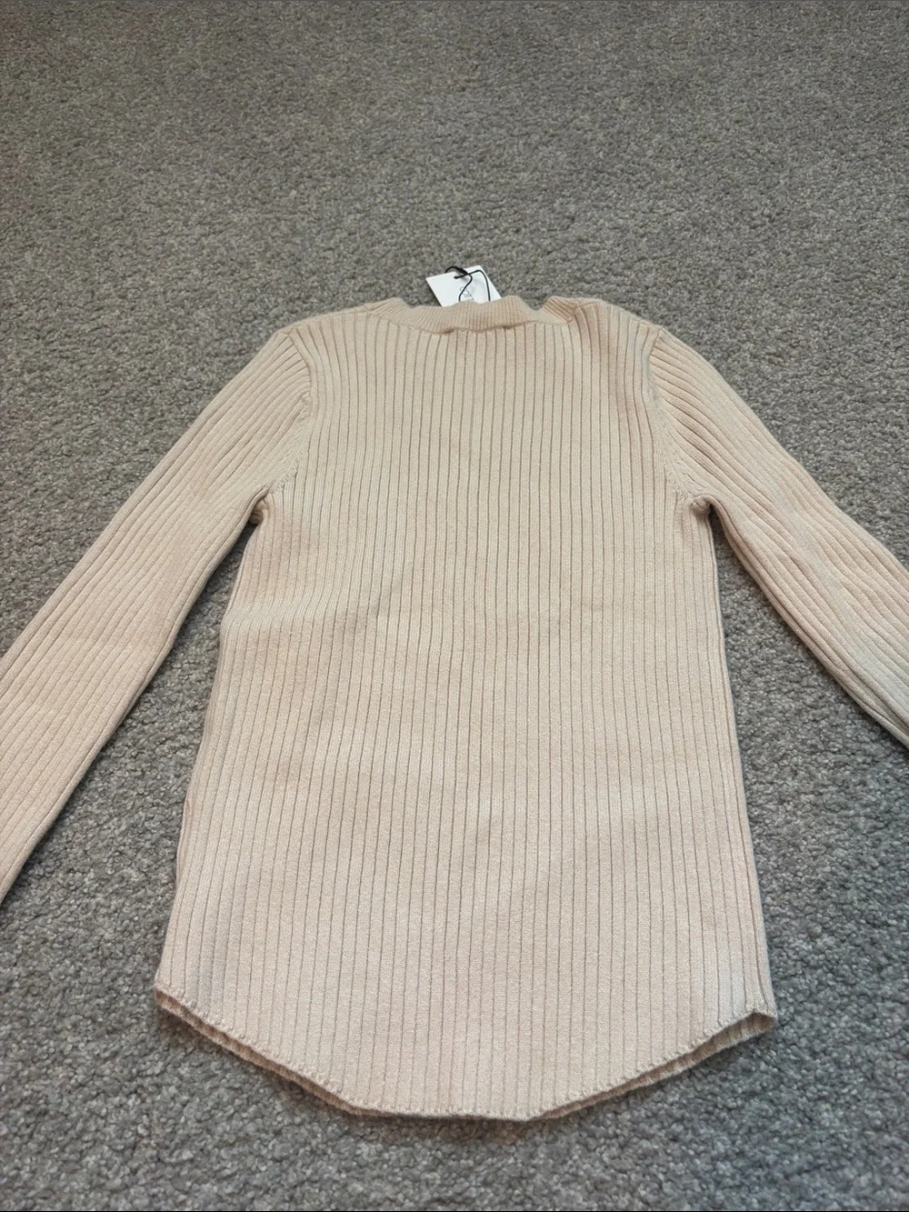 Cotton Candy Ribbed Long-Sleeve Crewneck sweater - Beige size M medium NEW NWT